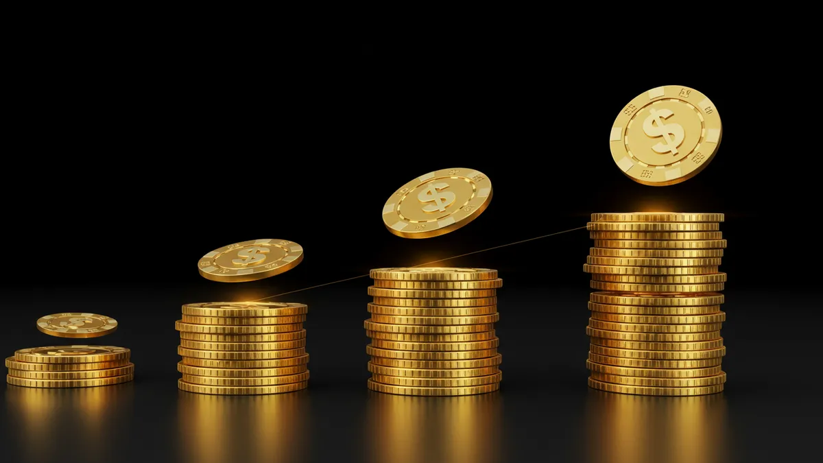 不同預算投注策略：四種高度的金幣堆對應四種注碼策略